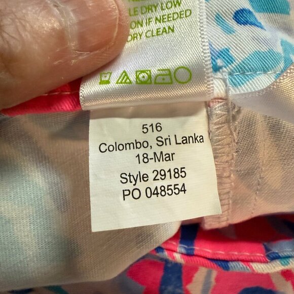 Lilly Pulitzer Hazelle Stretch Shorts 8 Cosmic Coral Cracked Up EUC - Picture 4 of 14